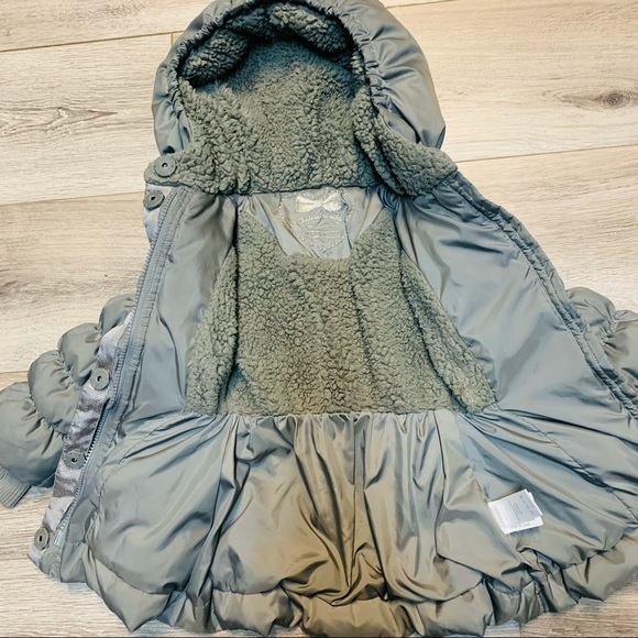 Château de sable Paris baby girl down feather gray puffer winter coat 18… - Picture 3 of 13